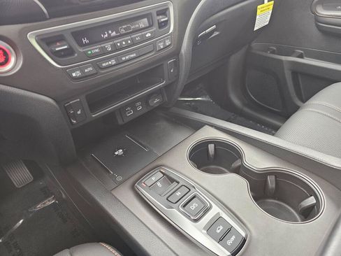 Used 2025 Honda Ridgeline TrailSport+ image 29