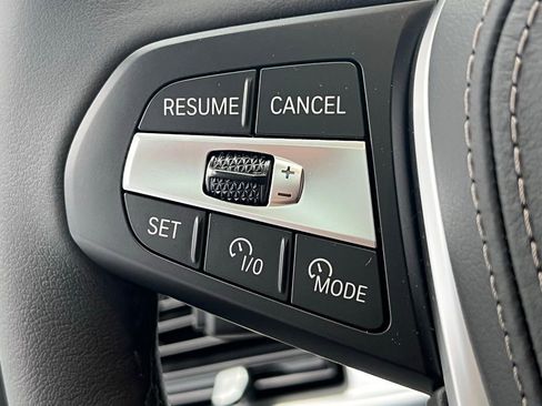 New 2026 BMW X5 xDrive40i w/ Premium Package AWD/4WD image 18