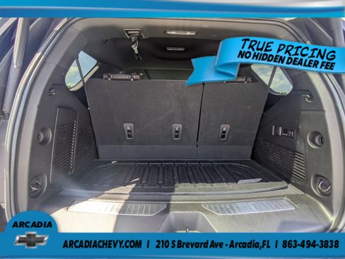 Used 2023 GMC Yukon AT4 w/ LPO, Floor Liner Package AWD/4WD image 13