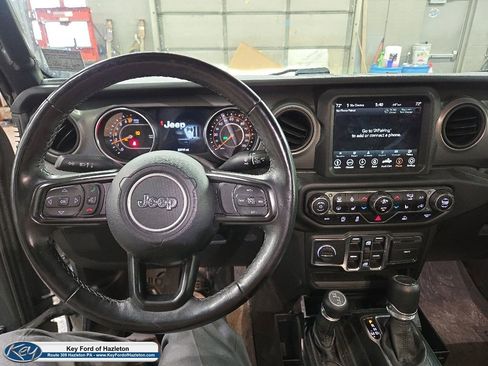 Used 2021 Jeep Gladiator Sport AWD/4WD image 25
