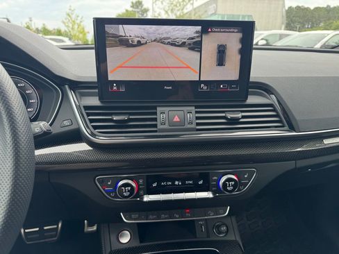 Used 2024 Audi SQ5 Prestige AWD/4WD image 9