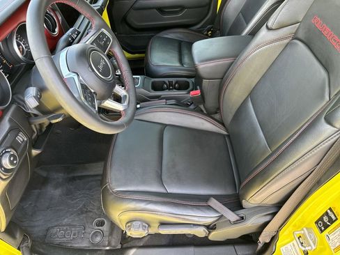 Used 2023 Jeep Gladiator Rubicon AWD/4WD image 23