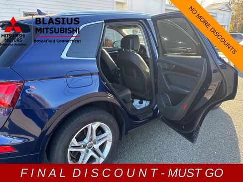 Used 2019 Audi Q5 2.0T Premium w/ Convenience Package image 12