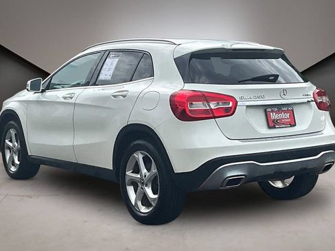 Used 2018 Mercedes-Benz GLA 250 4MATIC image 4