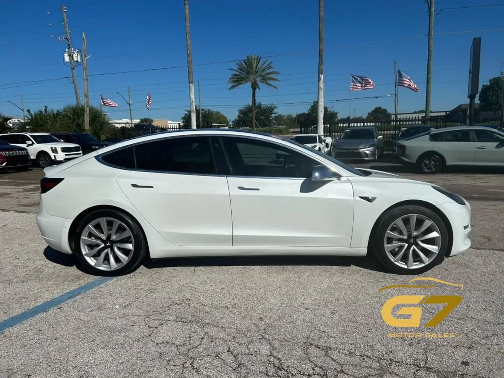 Used 2019 Tesla Model 3 Mid Range RWD image 4
