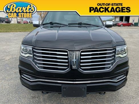 Used 2017 Lincoln Navigator Reserve image 2