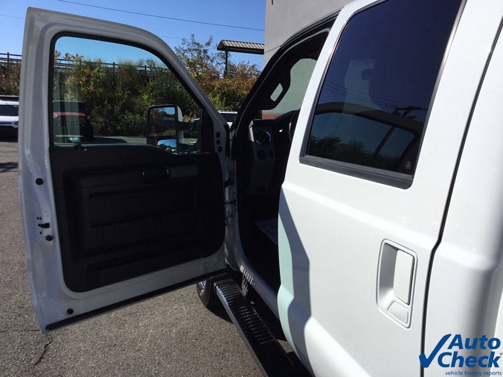 Used 2013 Ford F250 Lariat w/ Lariat Ultimate Pkg AWD/4WD image 44