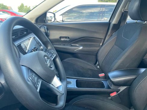 Used 2021 Nissan Kicks SV FWD image 14