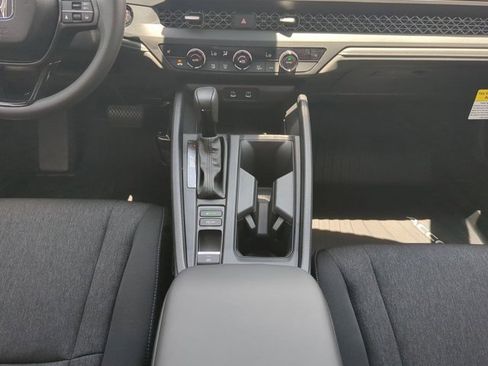 New 2025 Honda Accord SE image 17