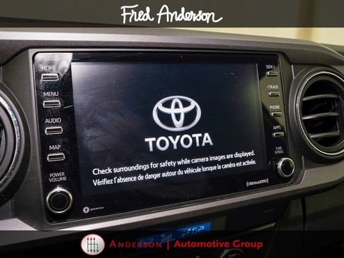 Used 2021 Toyota Tacoma TRD Off-Road AWD/4WD image 11