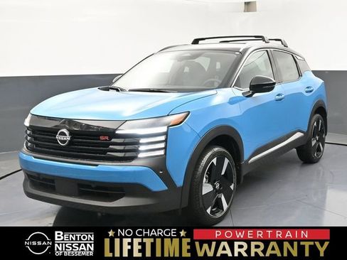 New 2026 Nissan Kicks SR FWD image 1
