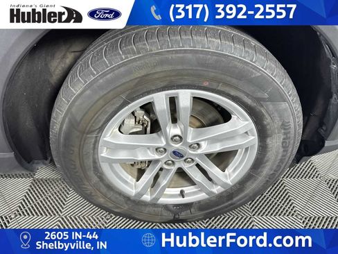 Used 2023 Ford Explorer XLT w/ Equipment Group 202A AWD/4WD image 10