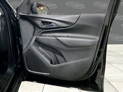 Used 2023 Chevrolet Equinox LT AWD/4WD image 12