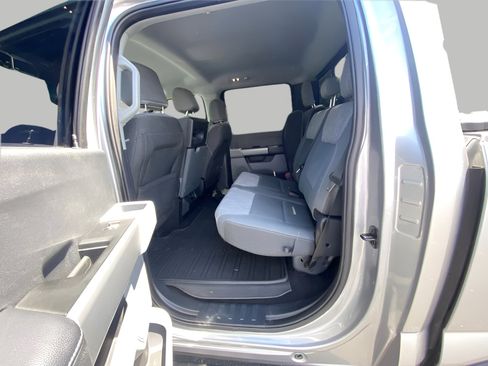Used 2024 Ford F250 XLT w/ Tremor Off-Road Package AWD/4WD image 9