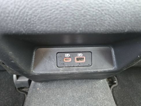 Used 2025 Nissan Altima 2.5 SV FWD image 32