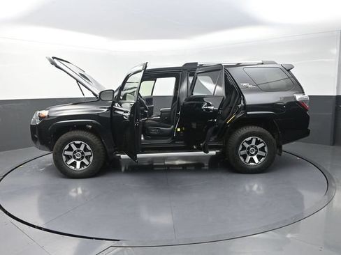 Certified 2018 Toyota 4Runner TRD Off-Road w/ Wilderness Package AWD/4WD image 42