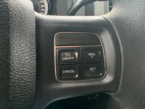 Used 2014 RAM 1500 Express AWD/4WD image 25