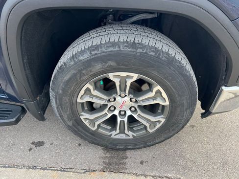 Used 2021 GMC Sierra 1500 SLT w/ SLT Convenience Package image 12