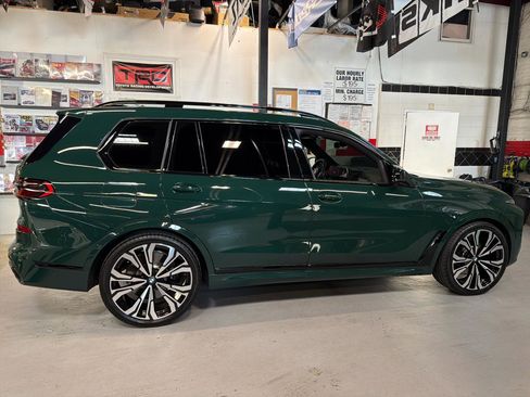 Used 2024 BMW X7 M60i w/ Executive Package AWD/4WD image 4