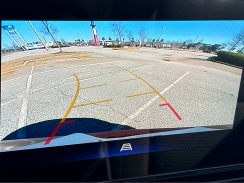 New 2026 Chevrolet Trax LT w/ Driver Confidence Package image 12