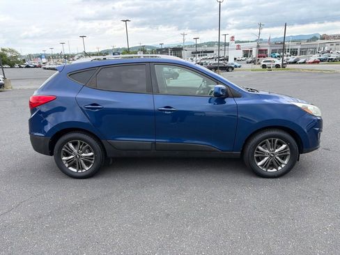 Used 2015 Hyundai Tucson SE AWD/4WD image 6