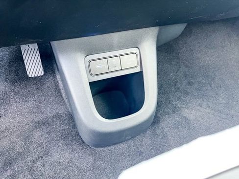 New 2026 Hyundai Ioniq 5 SEL image 21