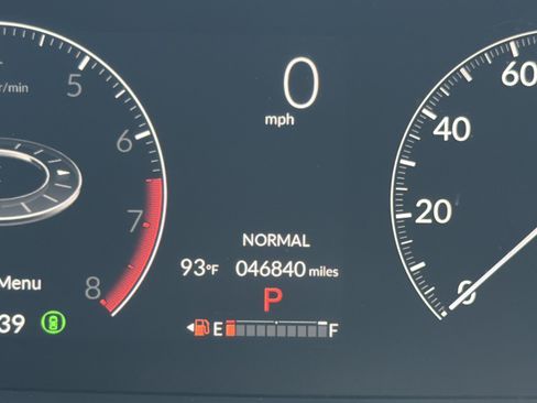 Used 2023 Honda Pilot Touring image 30