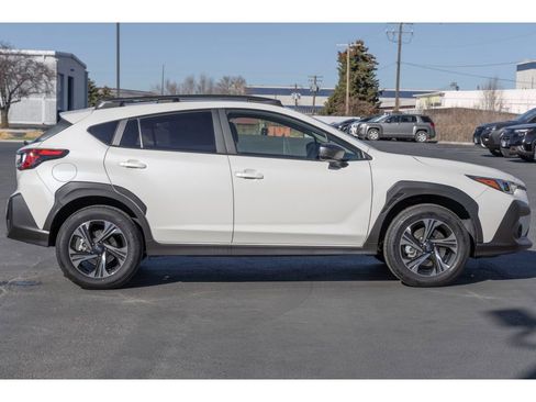 Certified 2024 Subaru Crosstrek 2.0i Premium image 2