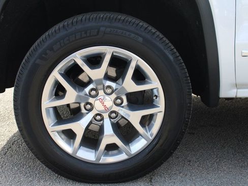 Used 2017 GMC Sierra 1500 SLT w/ SLT Premium Package image 29