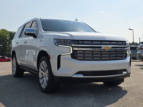 Used 2023 Chevrolet Tahoe Premier w/ Premium Package 2 RWD image 7