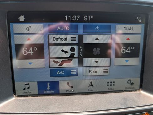 Used 2019 Ford Explorer XLT w/ Equipment Group 202A FWD image 26