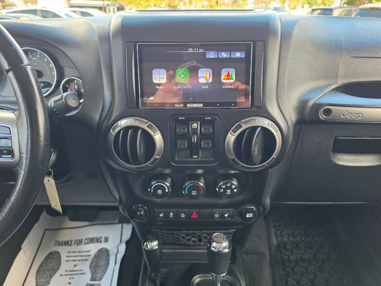 Used 2018 Jeep Wrangler Unlimited Sahara AWD/4WD image 14