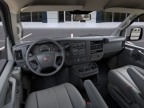 New 2025 GMC Savana 2500 Extended image 4