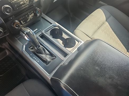 Used 2018 Ford F150 XLT w/ Equipment Group 302A Luxury AWD/4WD image 19