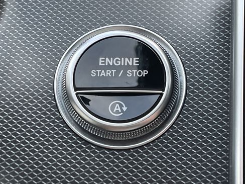 Certified 2024 Mercedes-Benz C 300 4MATIC Sedan image 31