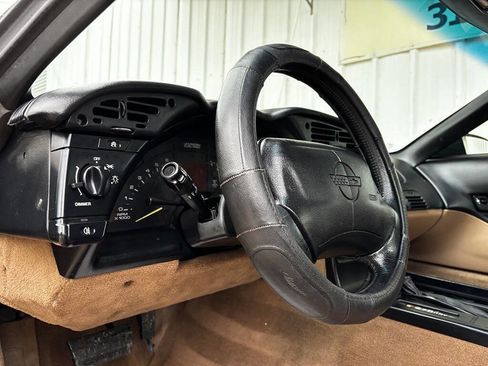 Used 1995 Chevrolet Corvette Coupe image 13