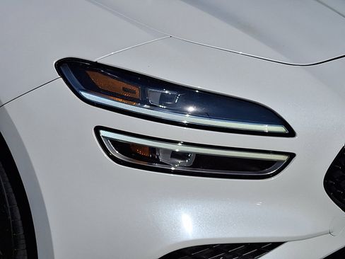 Certified 2023 Genesis G70 3.3T w/ Sport Prestige Package AWD/4WD image 9