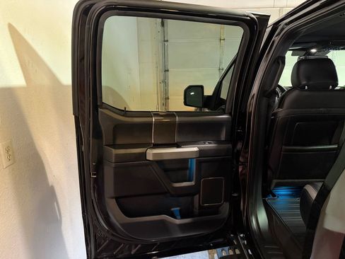 Used 2018 Ford F150 Raptor w/ Equipment Group 802A Luxury AWD/4WD image 12