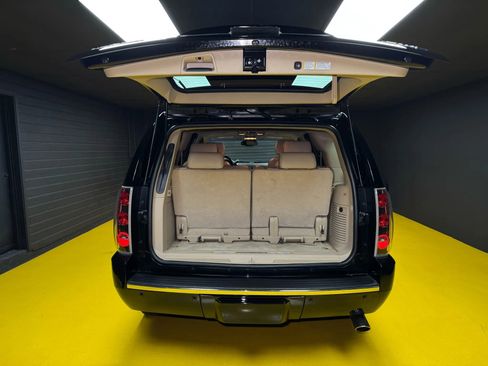 Used 2007 GMC Yukon Denali image 12