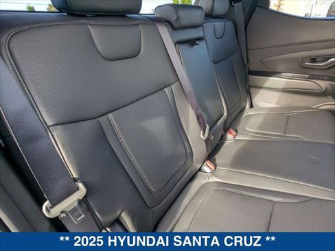 Used 2025 Hyundai Santa Cruz SEL image 22
