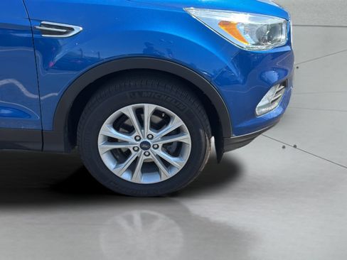 Used 2017 Ford Escape SE FWD image 34