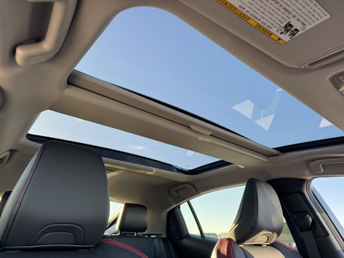 New 2026 Toyota Prius Plug-In Hybrid image 3