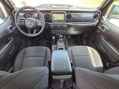 Used 2023 Jeep Wrangler Unlimited Sport AWD/4WD image 25