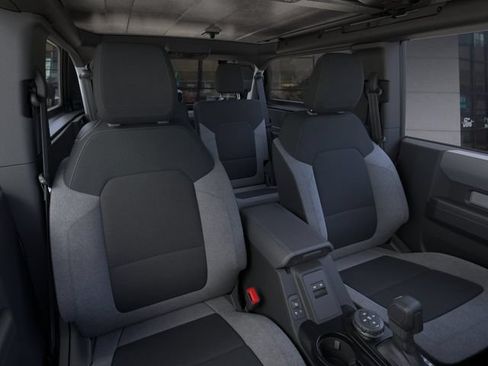 New 2026 Ford Bronco 2-Door w/ Sasquatch Package AWD/4WD image 10