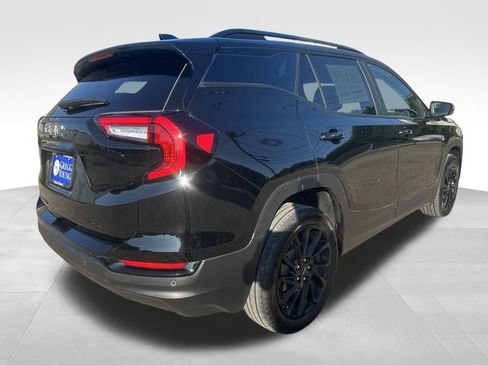 Used 2024 GMC Terrain SLE w/ Driver Convenience Package AWD/4WD image 8