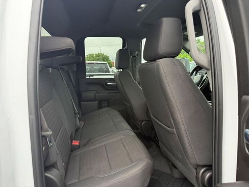 Used 2024 Chevrolet Silverado 2500 Custom w/ Custom Convenience Package AWD/4WD image 11