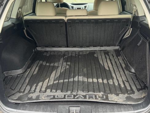 Used 2013 Subaru Outback 2.5i Limited AWD/4WD image 20