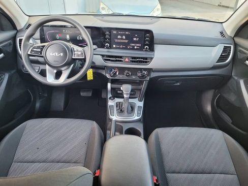Certified 2026 Kia Seltos LX FWD image 17