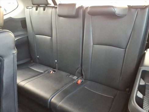 Certified 2024 Toyota Grand Highlander XLE image 14