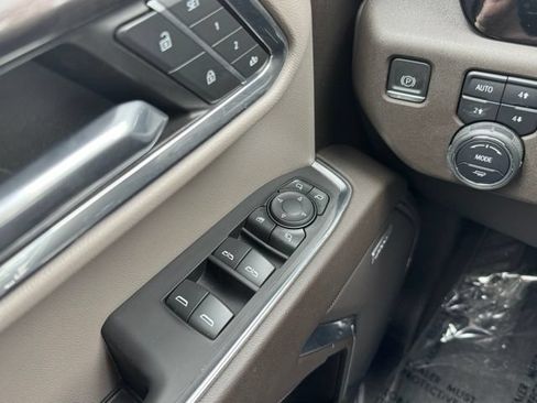 Certified 2023 Chevrolet Silverado 1500 LTZ AWD/4WD image 28